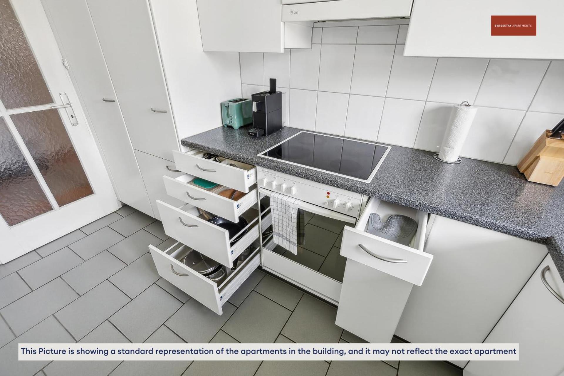Urban Living Redefined: Apartment In Oerlikon Zurigo Esterno foto